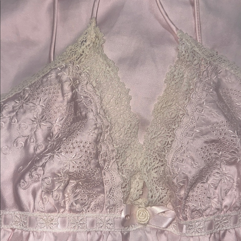 Vintage Christian Dior Soft Pink Lace Chemise Lingered
size M - Picture 13 of 17